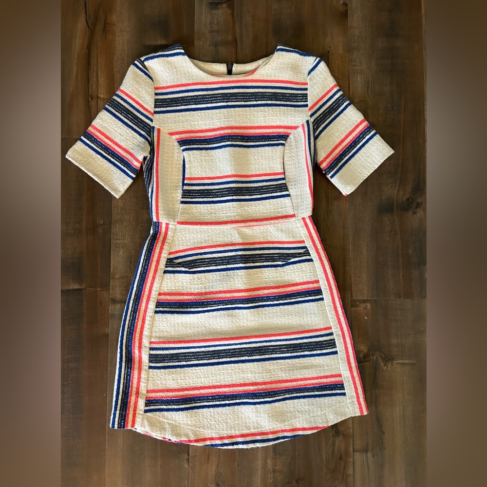 Topshop size 2 dress. Striped. Zipper down the back